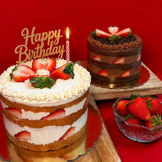 Bolo Com Morango / Strawberry Cake